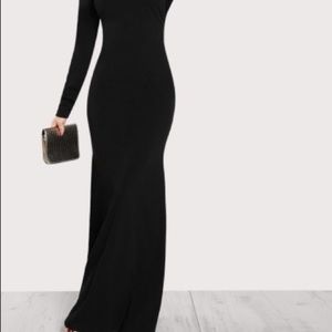 Maxi dress with open back & slit